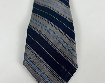 Cravate VTG à rayures bleues et grises par ROBERT TALBOTT pour « The Highlander »