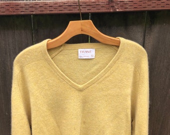 Vtg 60s Large Cashmere “THANE” Saddle Shoulder V-Neck Yellow Sweater