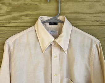 Vtg GANT 15.5 ‘Hugger’ Off-white Short Sleeve Oxford Cloth Button Down Shirt