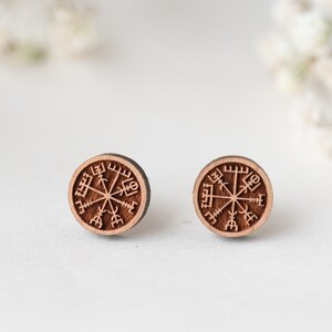 Vegvísir Stud Mens Earrings