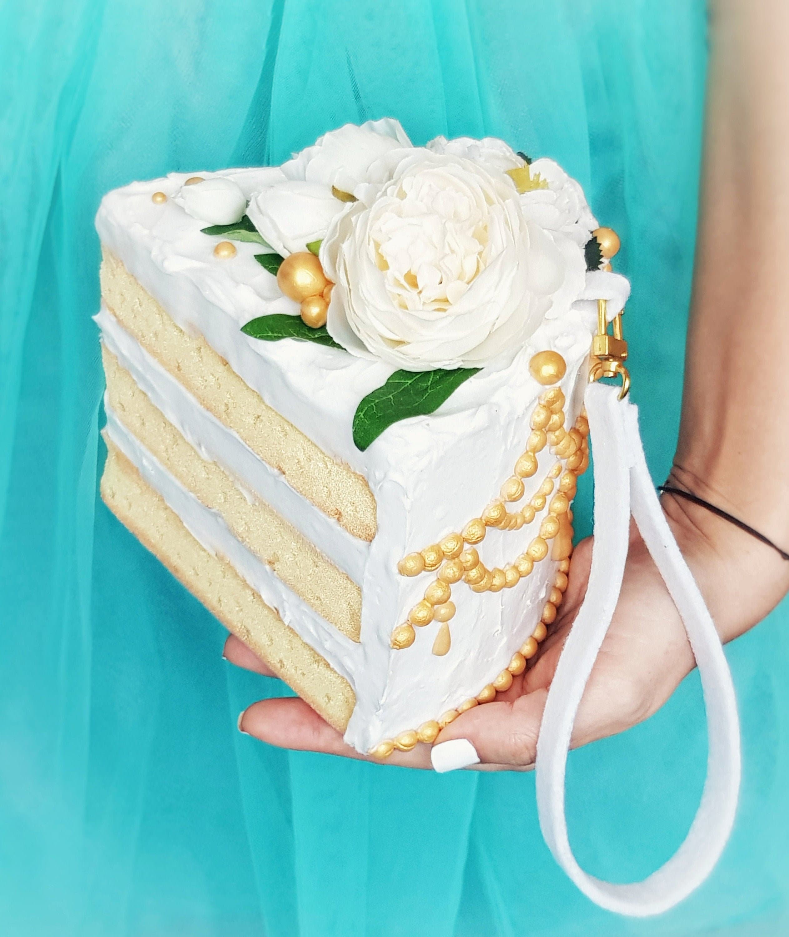 Wedding cake pouches sale