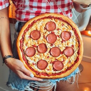 Pepperoni Pizza Purse - Pizza Bag, pizza bags, pizza shaped bags, funny bags, food bags, food purses, bag collection, pizza purses, pizza