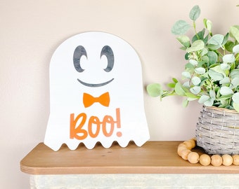 Halloween Ghost | Halloween Decoration | Boo | Ghost decor for Halloween | Farmhouse Halloween | Shiplap Ghost | Friendly boy ghost | Fall