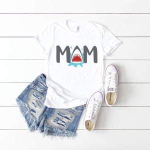 Shark birthday shirt, shark birthday, boy birthday shirt, shark theme birthday, shark party, birthday boy shark, shark shirt, Mom shark tee