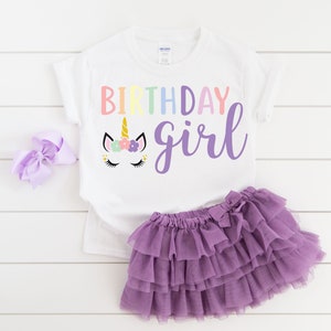 Chemise d'anniversaire de licorne, fête de licorne, anniversaire de licorne, tenue de licorne, licorne personnalisée, chemise de licorne, licorne arc-en-ciel pastel