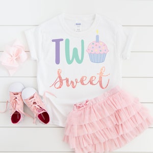 Two sweet girl 2nd birthday cupcake shirt, cupcake birthday, cupcake party, birthday girl shirt, second birthday shirt, two sweet shirt