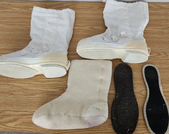 Military mukluk boots top