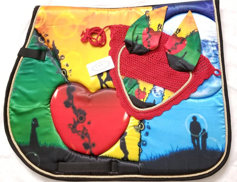 Love Heart Horse English Saddle Pad Set Matching Fly Bonnet Veil Ear Net Polyester Hand Made Cotton Tack Shows Romance
