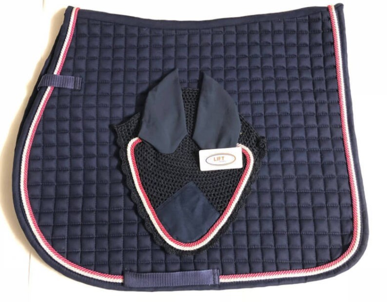 Horse English Saddle Pad With Matching Fly Veil Ear Net Etsy
