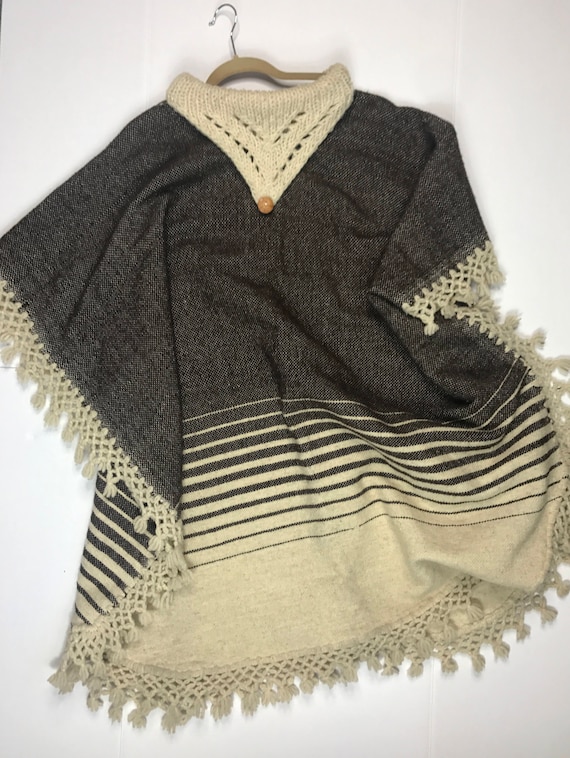 Vintage 1970s Poncho, Boho Oversized Poncho, Croch