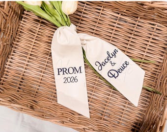 Prom Bouquet Sash, Flower Bouquet Ribbon, Monogram Bouquet Sash, Wedding Bouquet Ribbon, Embroidered Bouquet Wrap, Homecoming Bouquet Sash