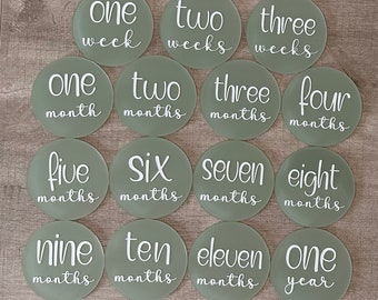 Acrylic Baby Milestones Disc, Monthly Milestone Disc, Baby Monthly Photo Prop, Newborn Birth Announcement, Baby Monthly Milestone Markers