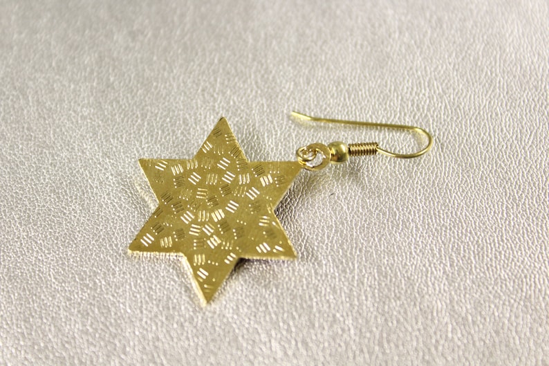 Star with flower vintage single earring made in the 1980s jl-143