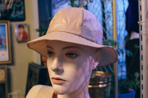 70s bucket hat