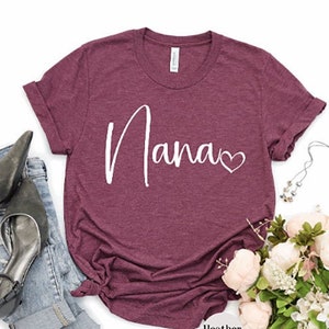 Nana Shirt,Nana Heart Shirt, Nana Tee, Grandma Shirt, Pregnancy Announcement,Mother's Day, Grandma Shirt, Mom Gift, Unisex Shirt