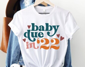 matching pregnancy announcement shirts
