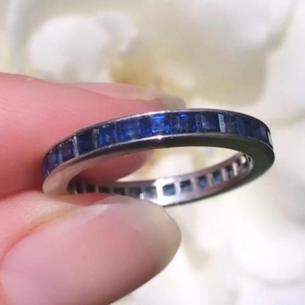 Alliansring/armband med 2,4 karat naturlig safir, i lyxig platina, storlek 6,5 (US)