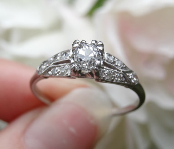 Exquisite Art Deco Platinum Diamond Engagement Ri… - image 4