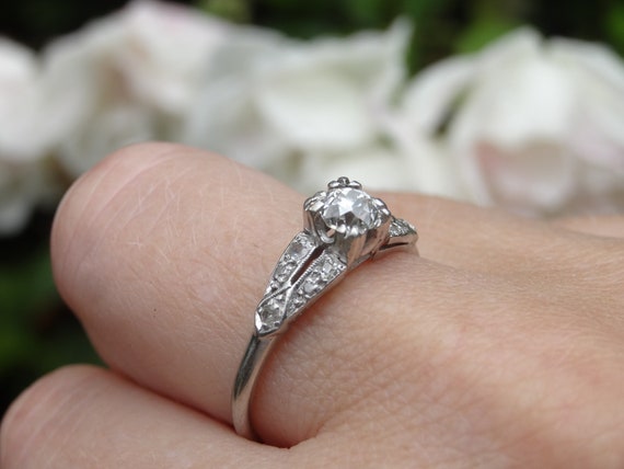 Exquisite Art Deco Platinum Diamond Engagement Ri… - image 6