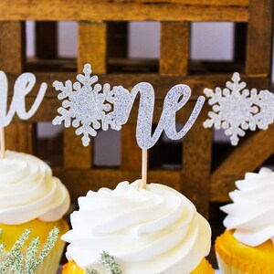 Winter ONEderland Cupcake Toppers/Winter Wonderland Cupcake Toppers/Snowflake Cupcake Toppers/1st Birthday Cupcake Topper/Winter Onederland