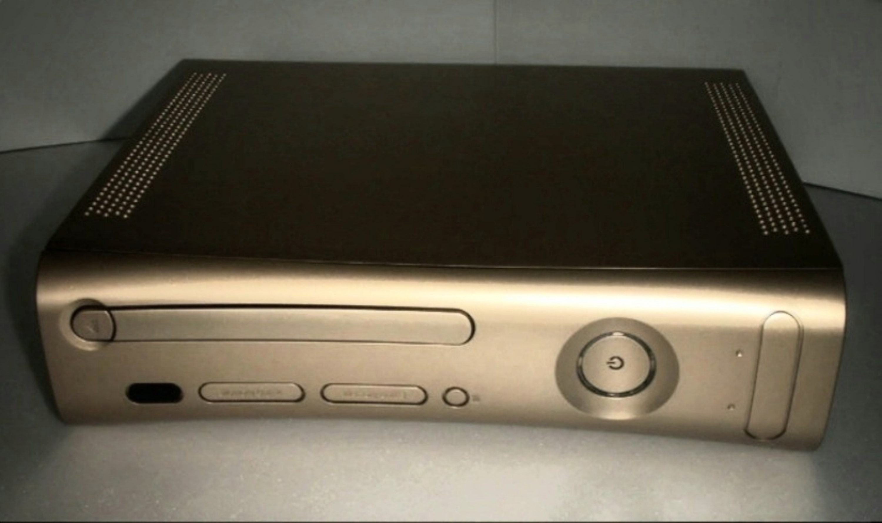 XCM 360 (FAT) Chrome case with HDMI port