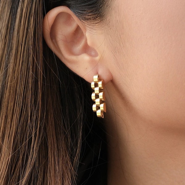 Modern City Line Earring