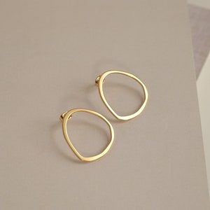 Irregular Gold Hoop Earrings| Geometric Earrings| Wavy Hoop Earrings| Abstract Asymmetrical Earrings| Modern Minimalist Earrings |Water Safe