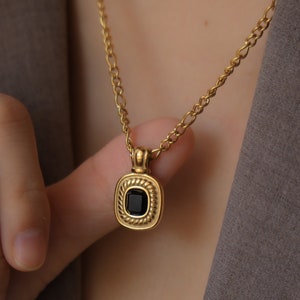Black Onyx Pendant Necklace |Onyx Black Necklace |Vintage Necklace|Black Gemstone |Water Safe | Statement Necklace For Women | Gift For Her