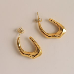 Geometric Hoop Earrings| Irregular Gold Hoop Earrings| Textured Hoop Earrings| Abstract Wavy Earrings|Modern Statement Earrings|Gift for her