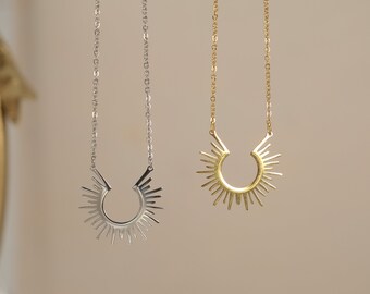 Collier doré à pendentif soleil | Collier soleil en argent | Collier étoile | Collier céleste | Collier minimaliste | Sans ternissement