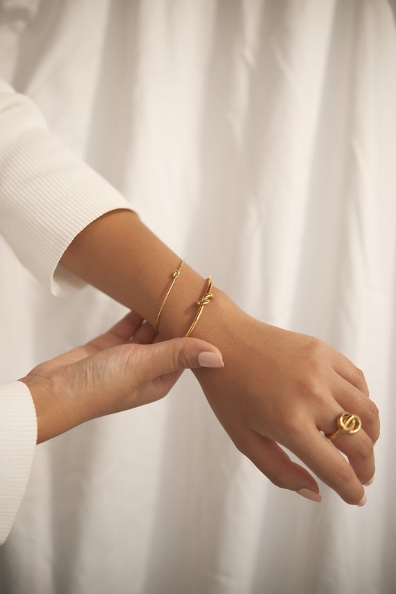 Senfai + SENFAI Love Knot Bangle Bracelet Simple Knot Bangle Cuffs Women  Stretch Bracelet Gold Silver Knot Bangles [rose-gold-plated-brass]