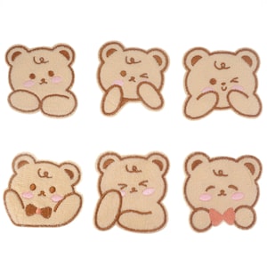 Könnte beinhalten: Sechs gestickte Bügelbilder mit braunen Teddybären mit verschiedenen Gesichtsausdrücken. Die Bären tragen alle eine Fliege.