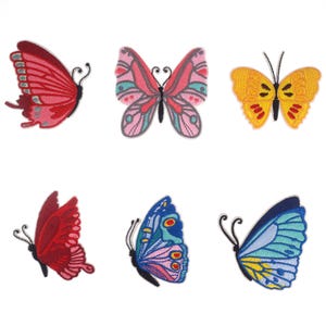 Süßer Schmetterling gestickter selbstklebender Aufnäher, bunte Schmetterlingapplikation