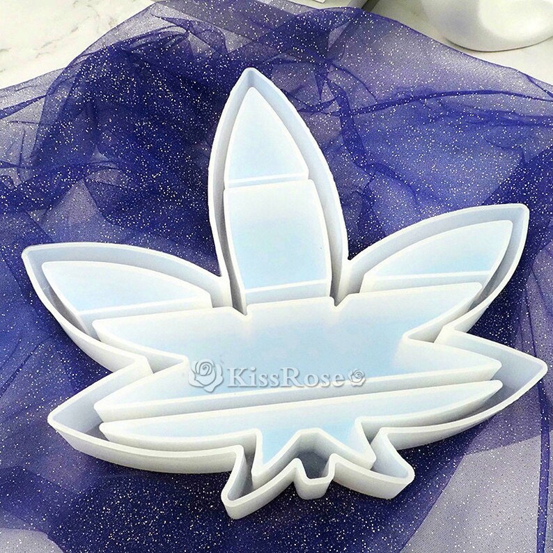 Large Marijuana Leaf Tray Resin Moldweed Leaf Rolling Tray Etsy