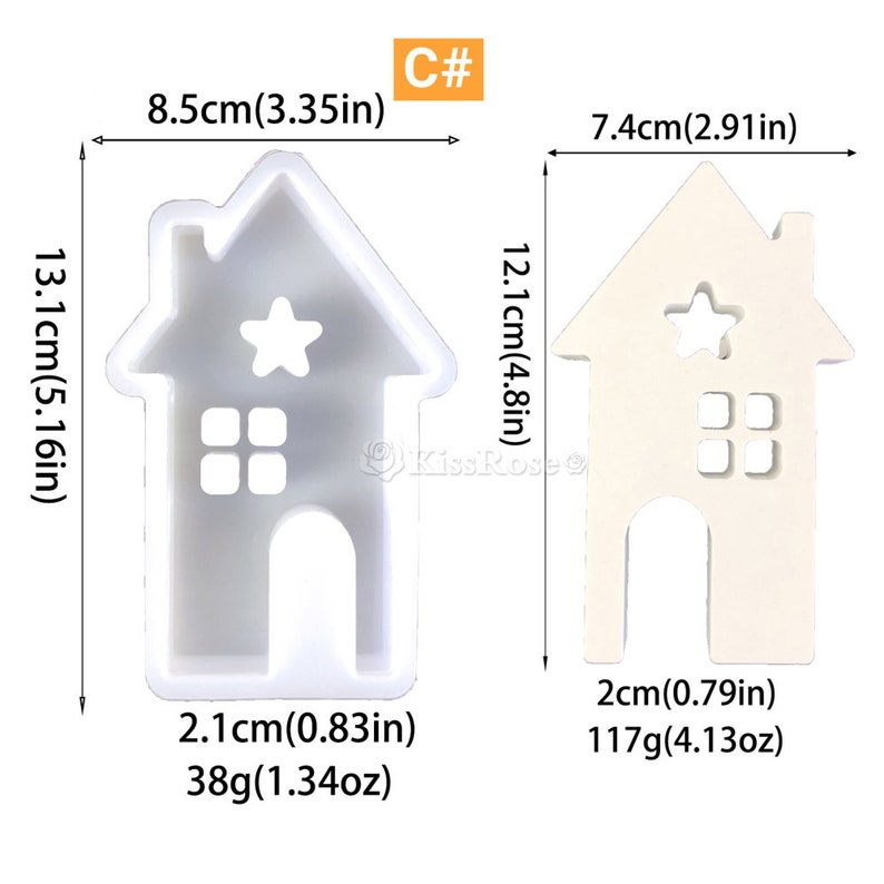 Pu&ograve; includere: Due stampi in silicone bianco a forma di case con una stella e finestre. Lo stampo a sinistra misura 8,5 cm di larghezza, 13,1 cm di altezza e 2,1 cm di profondit&agrave;. Lo stampo a destra misura 7,4 cm di larghezza, 12,1 cm di altezza e 2 cm di profondit&agrave;.