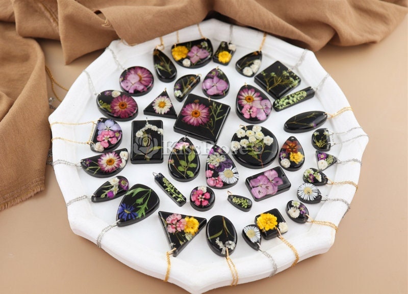 Various shapes pendant resin molds-Keychain silicone mold-Jewelry pendant mold-Glossy Necklace Pendant Mold-DIY Specimen Pendant Mould