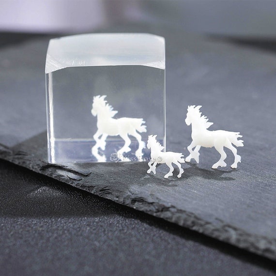 3D Horse model filler-Mini Horse Model For Silicone Mold-Filling Materials for Epoxy Resin Mold-Galloping horse Micro Landscape as fillers