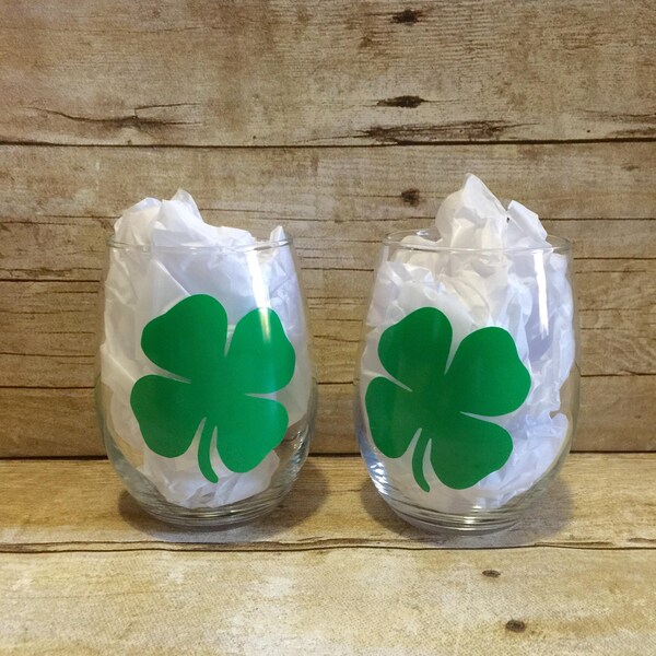 st patricks day wine glasses