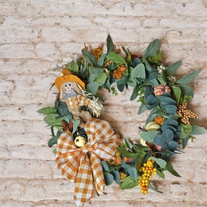 Scarecrow fall wreath, fall decoration, front door wreath, autumn decoration, front porch decoration