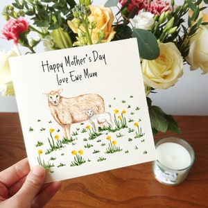 Muttertagskarte mit Schaf und Lamm | Personalisiertes Muttertagsgeschenk | Liebe Mutterschaf