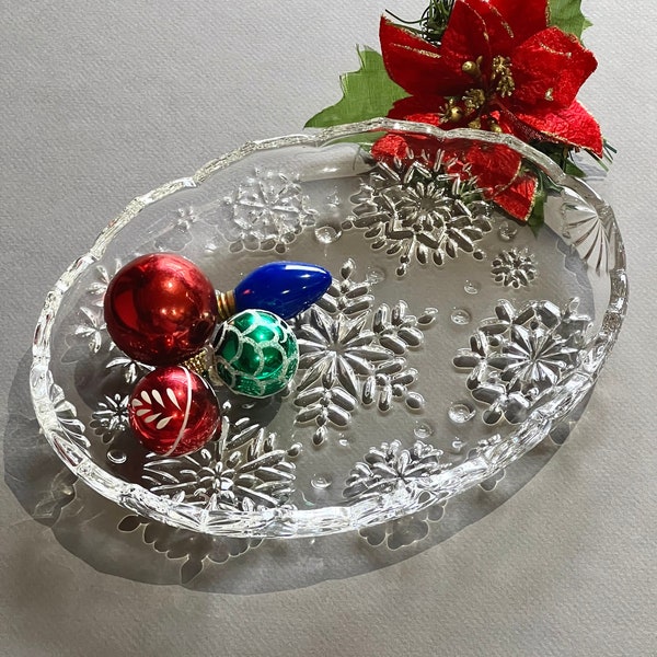 Mikasa Crystal Oval Sweet Dish "Snowflake" with Scalloped Edge, Vintage Holiday Dessert/Cookie Serving Tray  Made in Germany