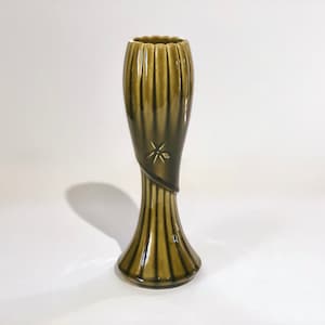 Vintage Mustard Yellow McCoy Pottery Corinthian Line Vase USA