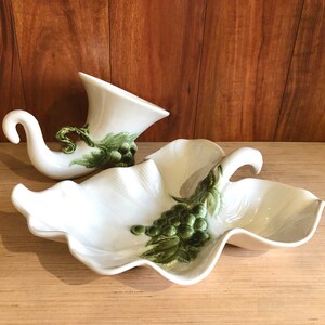 Vintage Hull Pottery Set, Leaf Bowl and Cornucopia Vase, Grape Design