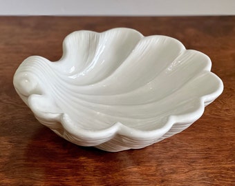 White Ceramic Shell Shaped Decorative Bowl Vintage Hand Made Shell Centerpiece