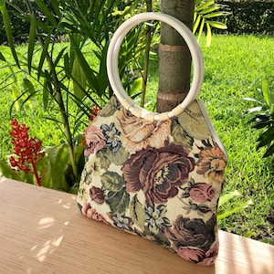 Tapestry Top Handle Handbag/Purse Round Circle White Handles Floral Tapestry Purse/Bag