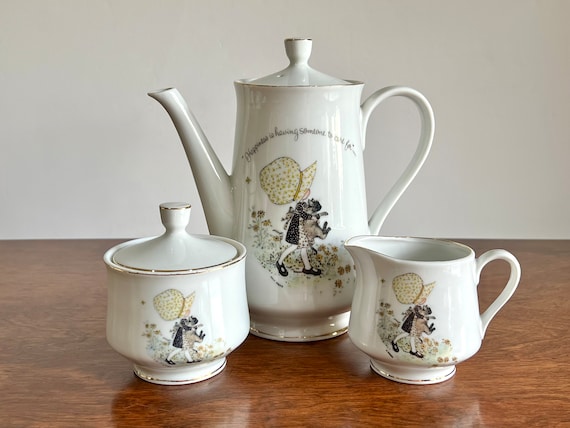 Holly hobbie tea set outlet