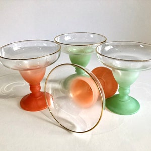 Vintage Blendo Margarita Lunettes Set de Quatre Verres Vert Dépoli et Orange Barware Rétro Milieu du Siècle Verrerie Colorée Moderne image 3