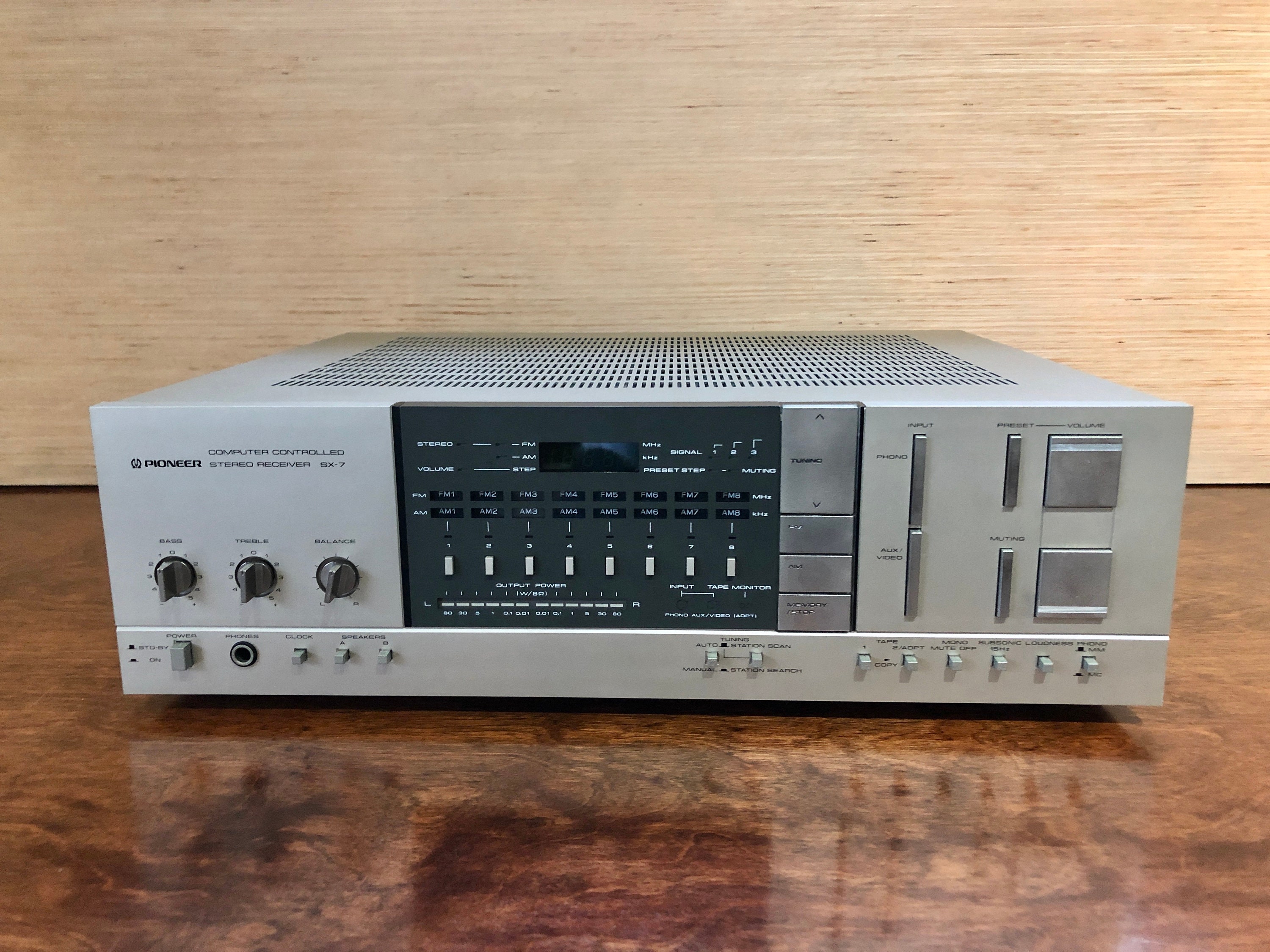 Vintage Pioneer AM FM Computer Controlled Stereo Receiver SX-7 80s