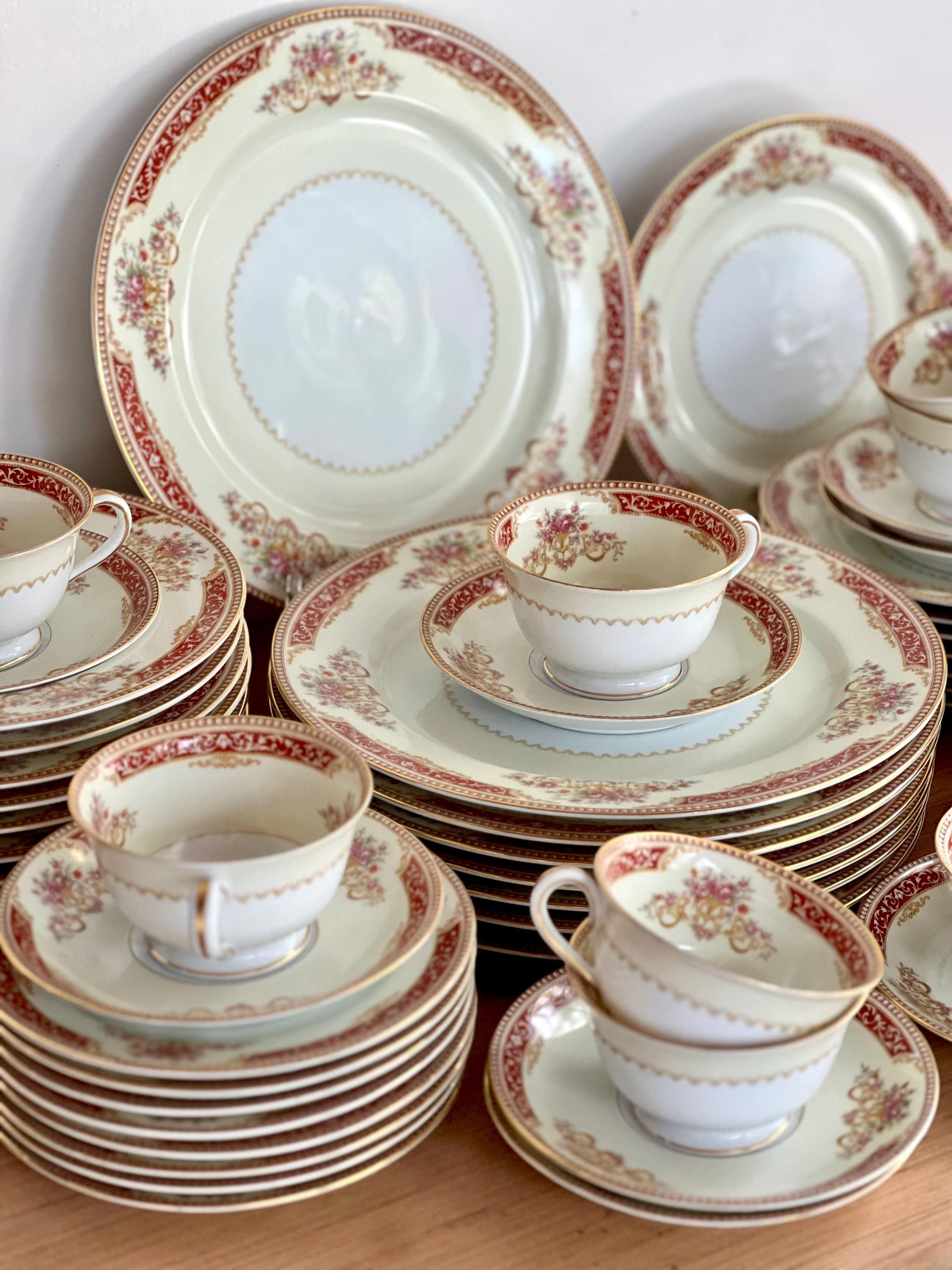 NORITAKE リッチモンド　36点セット Noritake China Mystery #36 Dinnerware Set: Floral Bouquets, Red