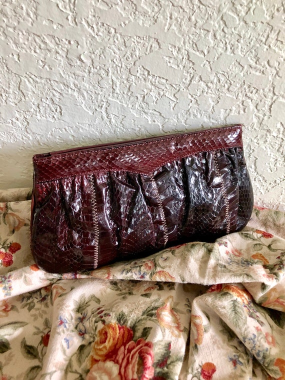 Beautiful Vintage Snakeskin Clutch/Shoulder Bag T… - image 3